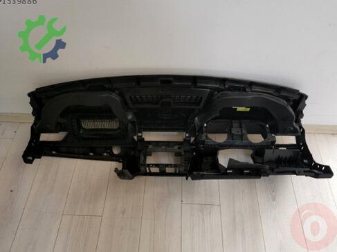 Skoda Superb Torpido 3V1857007H çıkma parça