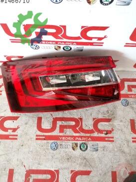 Skoda Superb Stop 3V5945207 çıkma parça