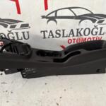 FORD TOURNEO COURİER ORTA KONSOL