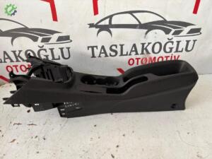 FORD TOURNEO COURİER ORTA KONSOL