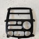 HYUNDAİ STAREX KALORİFER DÜĞME ÇERÇEVESİ