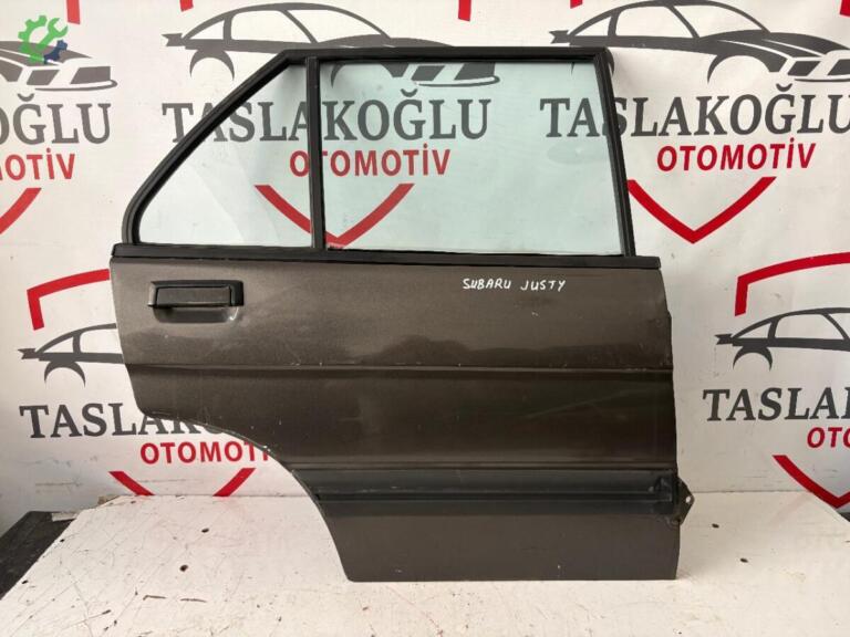 Subaru Justy Sağ Arka Kapı çıkma parça
