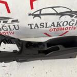 FORD TOURNEO COURİER ORTA KONSOL
