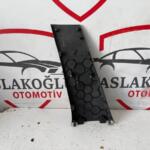 RENAULT CLİO 4 SAĞ ORTA DİREK BAKALİTİ