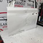 HYUNDAİ İ20 SOL ÖN KAPI HASARLI