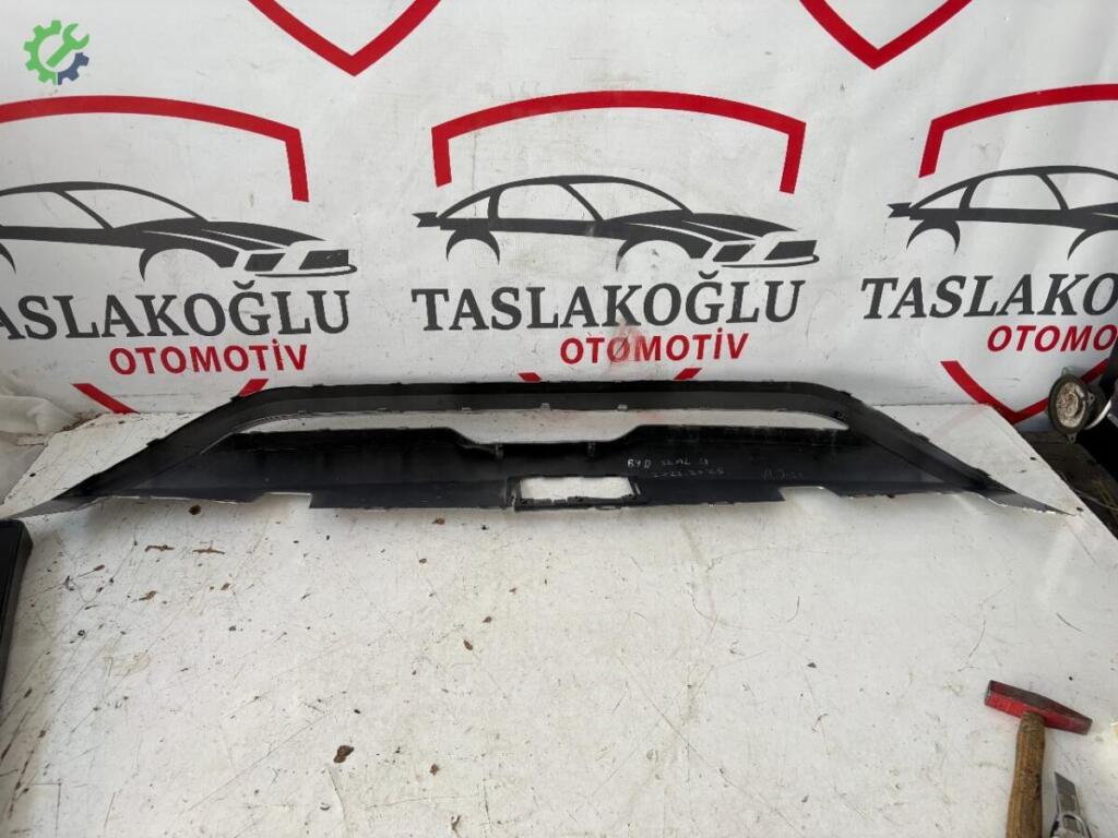 BYD Seal U Arka Tampon SA3HKU2804117 çıkma parça