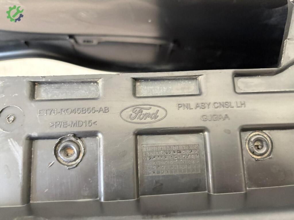 Ford Tourneo Courier Orta Konsol çıkma parça