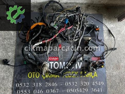 Renault Fluence Motor Tesisatı 403882897R çıkma parça