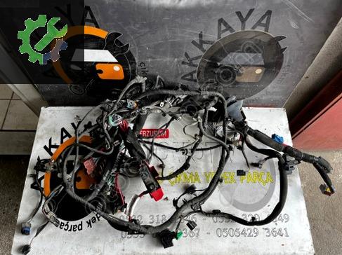 Renault Megane Motor Tesisatı 403885193R çıkma parça