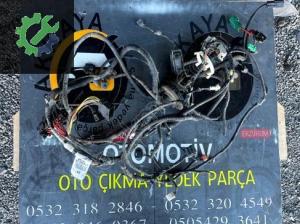 403889614R Clio 4 Motor içi Elektrik Tesisatı Çıkma Orjinal