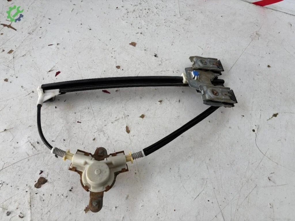 Volkswagen Polo Cam Krikosu çıkma parça