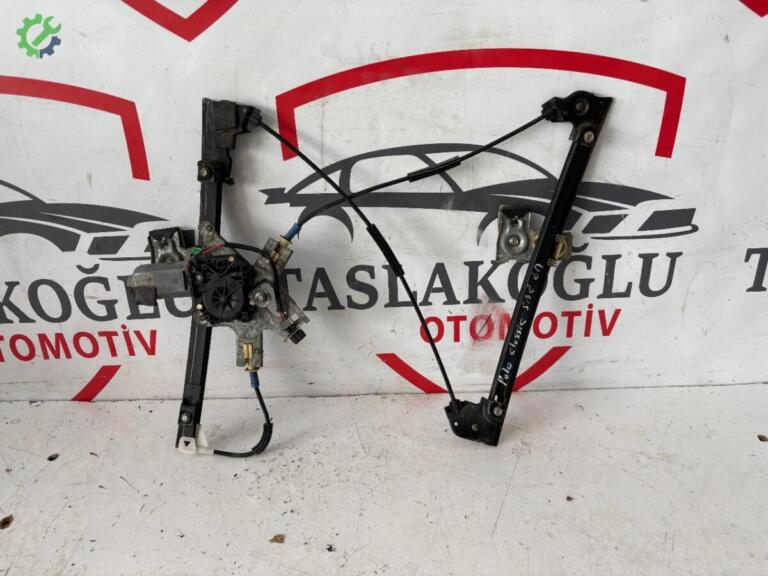 Volkswagen Polo Cam Krikosu çıkma parça