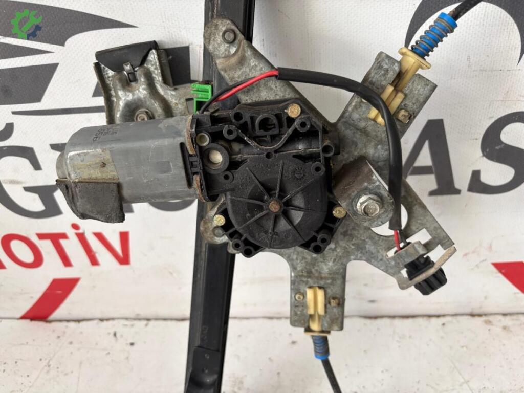 Volkswagen Polo Cam Krikosu çıkma parça