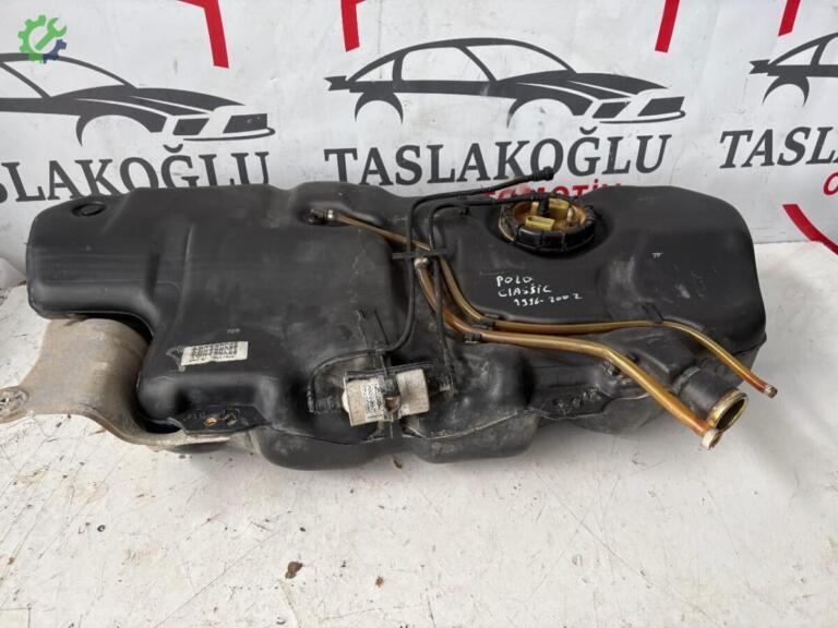 Volkswagen Polo Yakıt Deposu çıkma parça