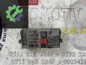 46812228-46552681 FİAT DOBLO 1.9 Düz Orijinal Sigorta Kutusu