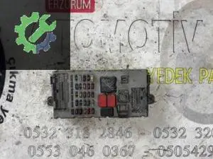 46812228-46552681 FİAT DOBLO 1.9 Düz Orijinal Sigorta Kutusu