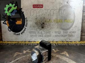 476607355R RENAULT TRAFIC 3-CLİO Çıkma ABS BEYNİ