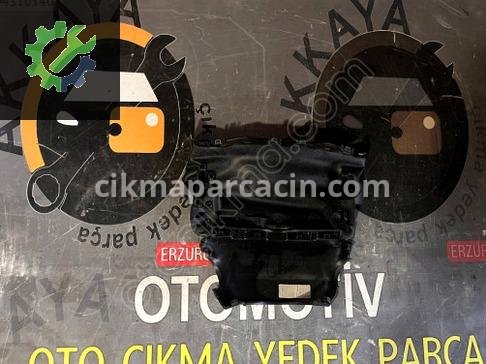 Renault Clio Direksiyon Kapağı 484718059R çıkma parça