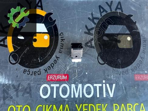 Renault Clio Direksiyon Kolon Kilidi 487004399R çıkma parça