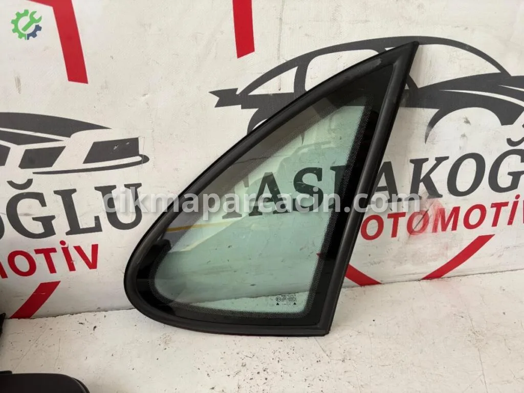 Volkswagen Polo Kelebek Camı çıkma parça