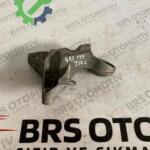 4B3199352C  Audi A6 Quattro Motor Montaj Kulak