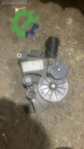4e0827852 audi a8 bagaj kaldırma motoru
