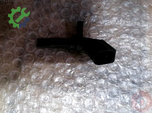 Audi A4 ABS Sensörü 4E0927804F çıkma parça