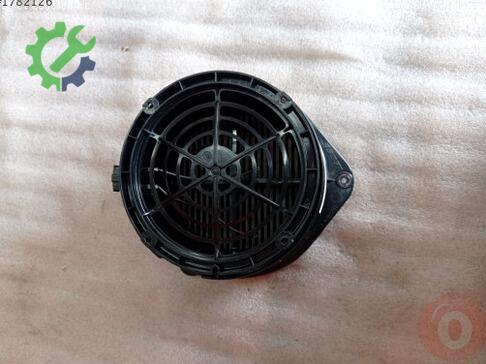 Audi A7 Hoparlör 4F0035415B çıkma parça