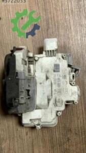 4F0839015 audi a6 sol arka kapı kilidi
