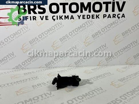 Audi A4 Far Yıkama Robotu çıkma parça