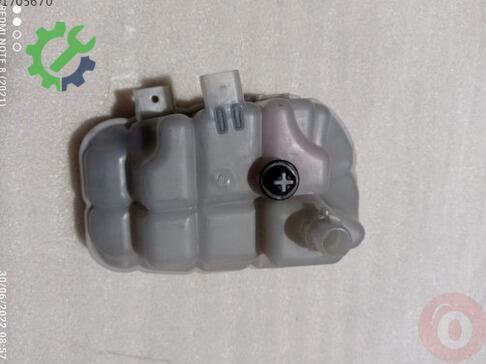 Audi A7 Yedek Su Deposu 4G0121403AC çıkma parça