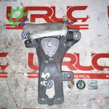 Audi A5 4G0199308E çıkma parça