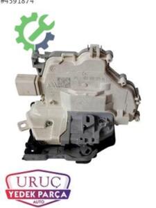 Audi A4 Orijinal Çıkma Kapı Kilidi 4G0839015H