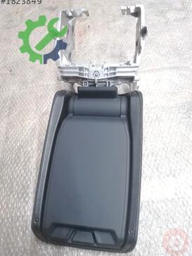 Audi A6 Orta Konsol 4G0864283A çıkma parça