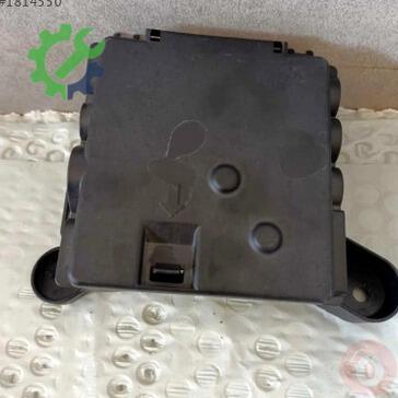Volkswagen Golf Sigorta Kutusu 4G0937517 çıkma parça