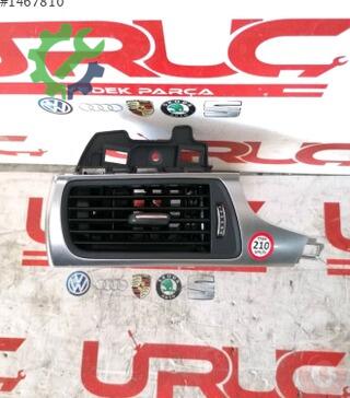 Audi A6 Panjur 4G1820901E çıkma parça