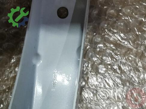 Audi A6 Bagaj Menteşesi 4G5827301 çıkma parça