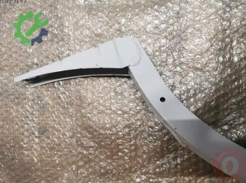 Audi A6 Bagaj Menteşesi 4G5827302B çıkma parça