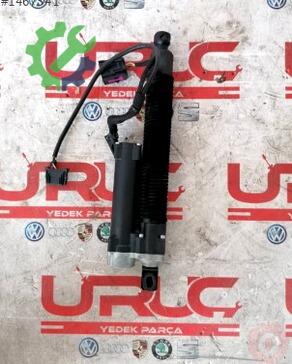 Audi A6 Bagaj Amortisörü 4G5827851B çıkma parça