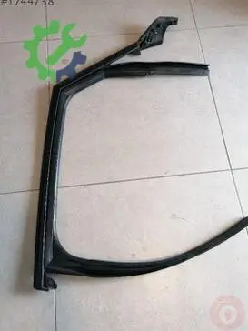 Audi A6 Kapı Çıtası 4G5839431 çıkma parça