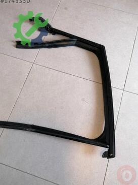 Audi A6 Kapı Çıtası çıkma parça