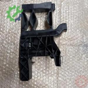 Audi A7 Far Braketi 4G8805607A Sökme Çıkma