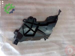 Audi A7 2011-2018 Çıkma Tampon Braketi 4G8807283C
