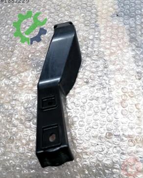 Audi A6 Tampon Braketi 4G8807330 çıkma parça