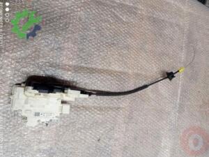 Audi A6 2022 Çıkma Kapı Kilidi 4G8839015