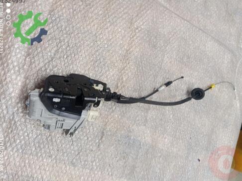 Audi A6 Kapı Kilidi 4G8839016 çıkma parça