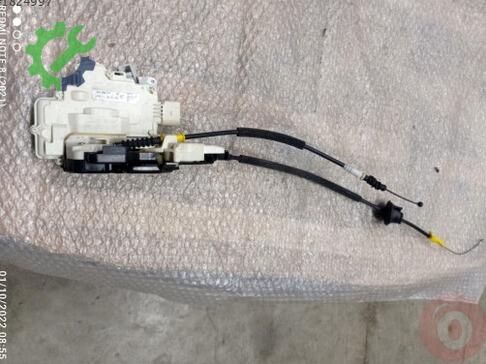 Audi A6 Kapı Kilidi 4G8839016 çıkma parça