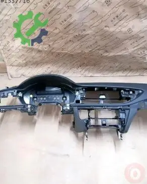 Audi A7 Torpido 4G8857001N çıkma parça