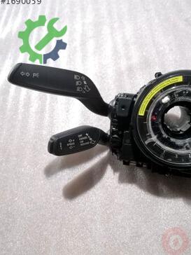 Audi A5 Sinyal Kolu 4G8953502AA çıkma parça