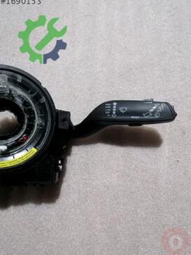 Audi A5 Sinyal Kolu 4G8953502AC çıkma parça